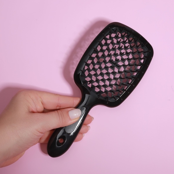 Расчёска массажная, широкая, вентилируемая, 8,5 × 20,5 см, цвет чёрный Расчёска массажная, широкая, вентилируемая, 8,5 × 20,5 см, цвет чёрный