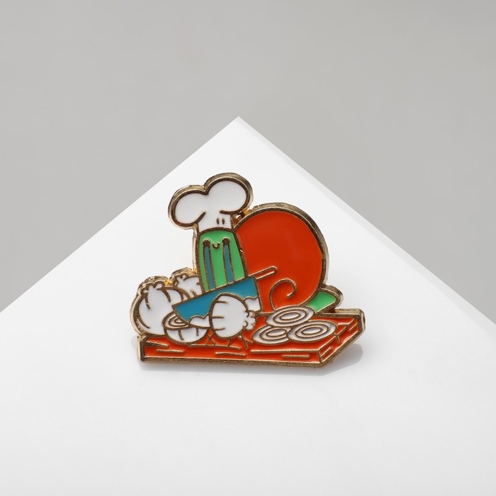 Значок «На кухне», цветной в золоте Значок «На кухне», цветной в золоте