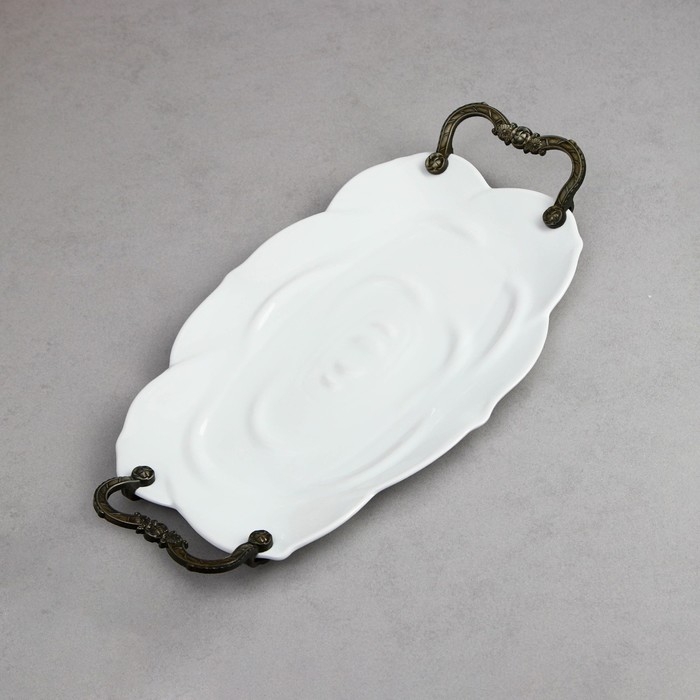 Блюдо «Розы», малое, фарфор, Иран Блюдо «Розы», малое, фарфор, Иран