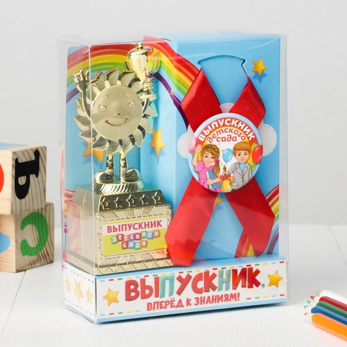 Кубок и орден на Выпускной «Выпускник детского сада», подарочный набор Кубок и орден на Выпускной «Выпускник детского сада», подарочный набор