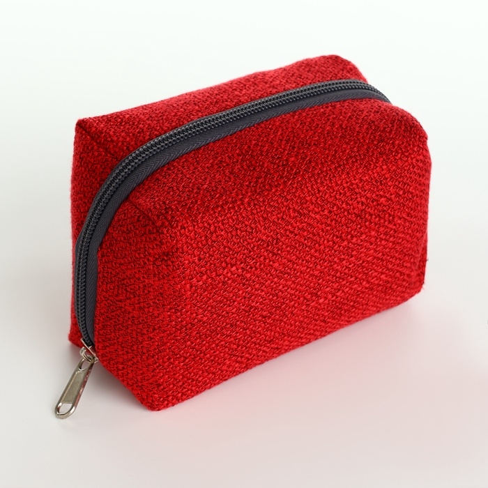 Косметичка дор Одноцвет, 13*6*9, отд на молнии, подкладка, красный Косметичка дор Одноцвет, 13*6*9, отд на молнии, подкладка, красный