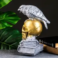 Фигурка гипс &laquo;Череп с вороном&raquo;, бронза с серебром, 28 см
