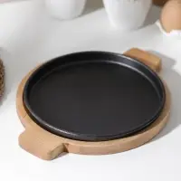 Подставка для сковороды деревянная Adelica, 30&times;24&times;1.8 см, внутренний диаметр 22 см, берёза