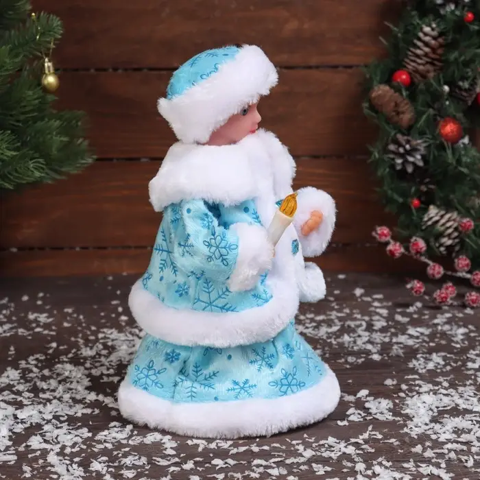 Снегурочка под ёлку &laquo;Зимнее волшебство. Пуговка ромбик&raquo; с подсветкой, двигается, 30 см, голубой