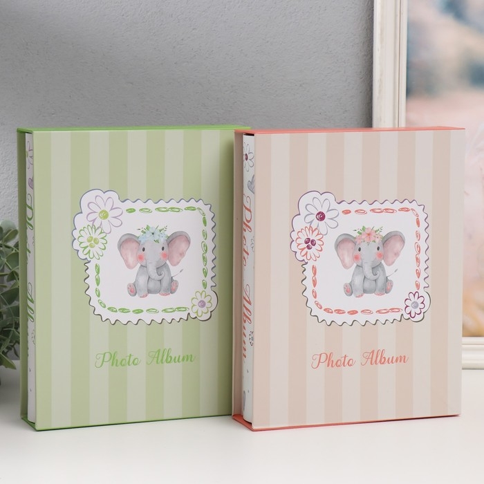 Фотоальбом на 200 фото 10х15 см Фотоальбом на 200 фото 10х15 см "Слонёнок в рамке с цветами" в коробке МИКС 5,5х20,5х26,5 см 10083