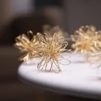 Гирлянда &laquo;Нить&raquo; роса 5 см с насадками &laquo;Вспышка&raquo;, IP20, серебристая нить, 10 LED, от батареек АА&times;2, свечение тёплое белое