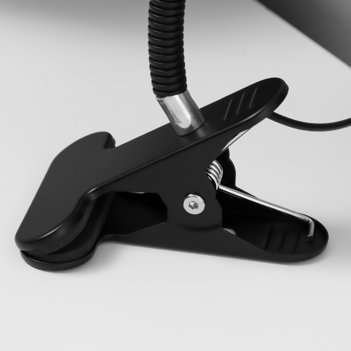 Настольная лампа Настольная лампа "Семи" LED 5Вт 6000К черный 7,5х10,5х65 см