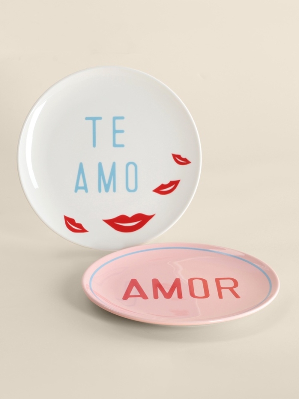 Тарелки SL Home «Уроки испанского: Amor - Te amo», d=22 см, набор 2 шт., фарфор, белые, розовые Тарелки SL Home «Уроки испанского: Amor - Te amo», d=22 см, набор 2 шт., фарфор, белые, розовые