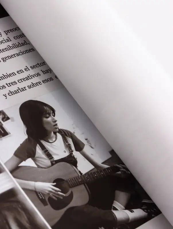 Пленка флористическая для цветов &laquo;Газета моды&raquo; 65 мкм, серая, 50&times;57&plusmn;1 см