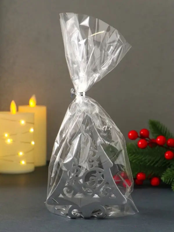 Подсвечник новогодний  Подсвечник новогодний "Ёлка со звёздами" серебряный 6,6х9х12,5 см