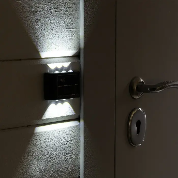 Садовый светильник на солнечной батарее «Настенный», 8.9 × 5.7 × 2 см, 6 LED, свечение белое Садовый светильник на солнечной батарее «Настенный», 8.9 × 5.7 × 2 см, 6 LED, свечение белое