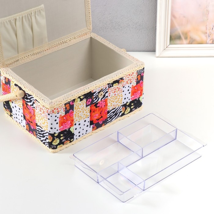 Шкатулка для рукоделия Шкатулка для рукоделия "Пэчворк. Цветы, горох и зебра" 19х26х14,5 см