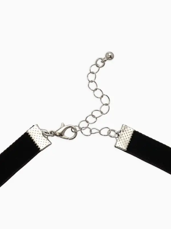 Цепочка на бедро бодичейн со стразами, цвет белый в серебре Цепочка на бедро бодичейн со стразами, цвет белый в серебре