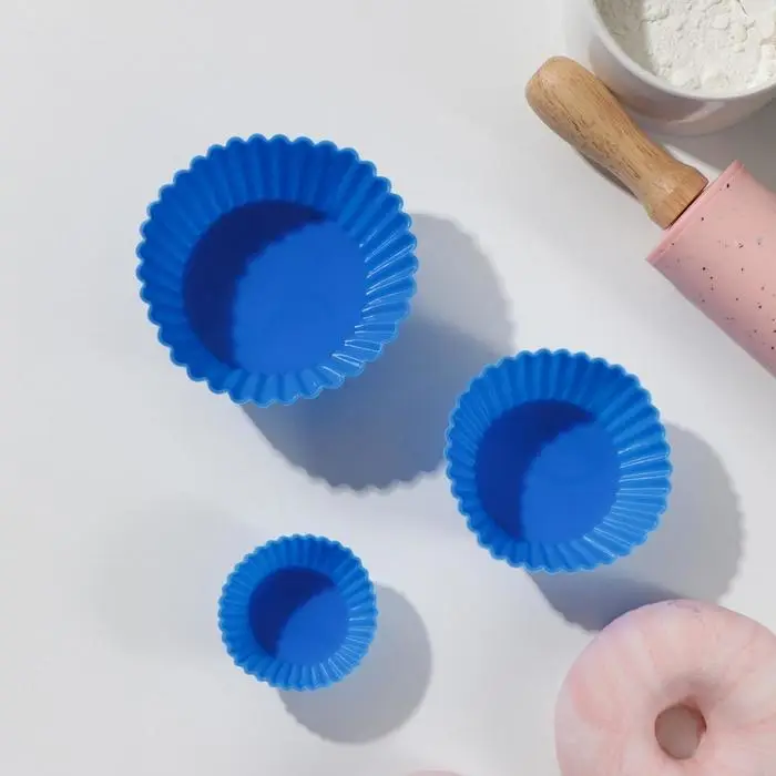 Набор форм для выпечки Доляна «Риб. Круг», силикон, 3 шт, 9×4 см, 7×3,5 см, 5×2,5 см, цвет голубой