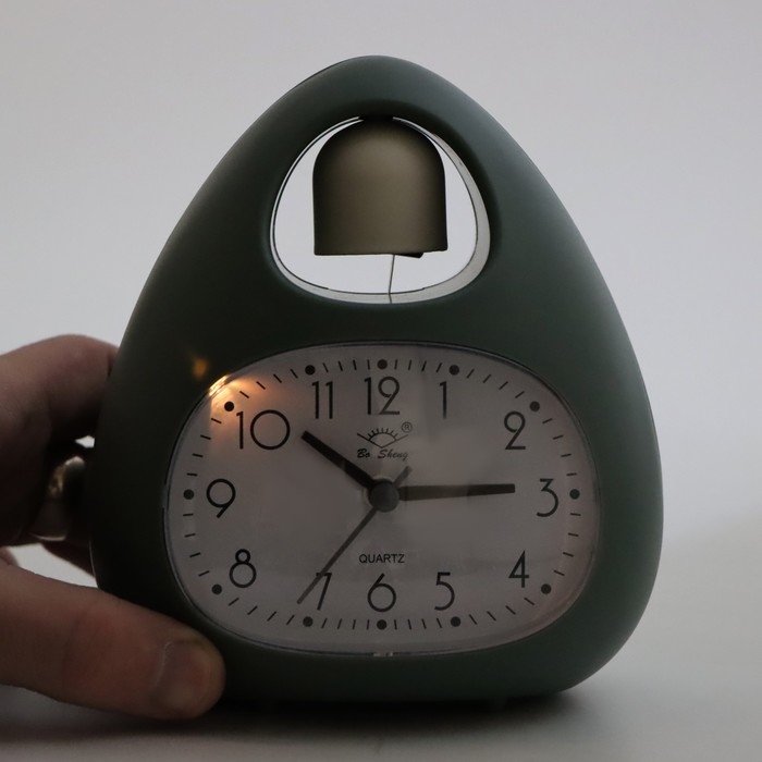Часы настольные будильник с подсветкой, бесшумные, 2 мелодии, 5 х13 см Часы настольные будильник с подсветкой, бесшумные, 2 мелодии, 5 х13 см
