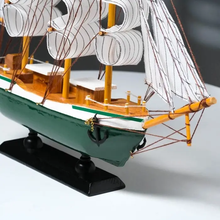 Сувенирная модель корабля &laquo;Эллада&raquo;, МИКС