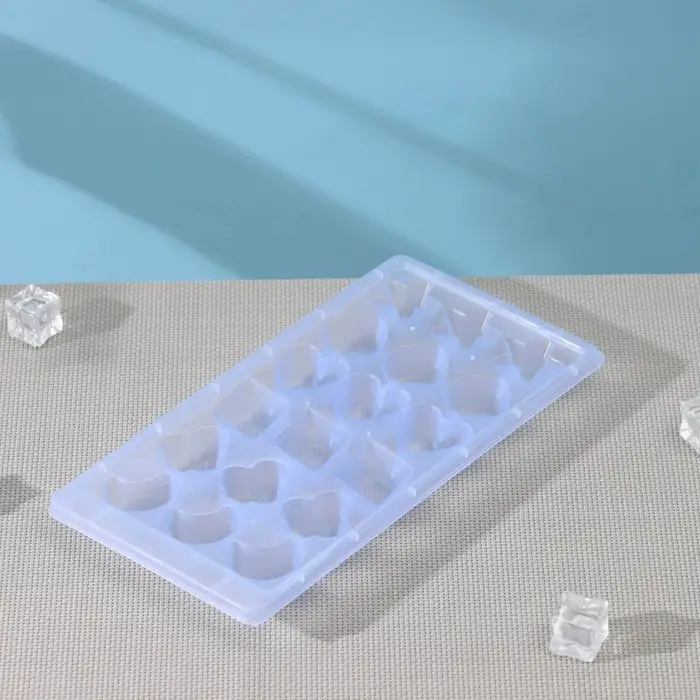 Форма для льда, 22×11×2 см, 18 ячеек, цвет МИКС Форма для льда, 22×11×2 см, 18 ячеек, цвет МИКС