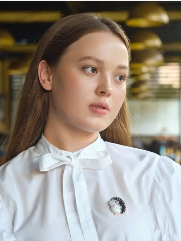 Брошь-кулон &laquo;Ёжик мечтатель&raquo;, белый, розовый в чернёном в серебре