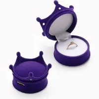 Футляр под серьги, кулон, кольцо &laquo;Корона&raquo;, бархатный, 5.5&times;5.5&times;4.5 см, фиолетовый