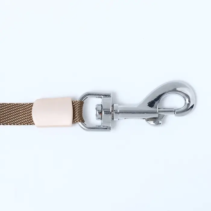 Рулетка, 3 м, до 15 кг, с системой эффективного скручивания поводка. бежевая, коричневая