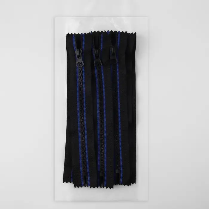 Молния «Трактор», №5, неразъёмная, замок автомат, 18 см, чёрная, синяя Молния «Трактор», №5, неразъёмная, замок автомат, 18 см, чёрная, синяя