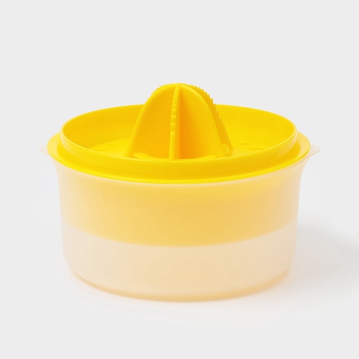 Сепаратор-соковыжималка с контейнером Доляна «Солнышко», 2 в 1, пластик, 13×10 см, 600 мл, жёлтый Сепаратор-соковыжималка с контейнером Доляна «Солнышко», 2 в 1, пластик, 13×10 см, 600 мл, жёлтый