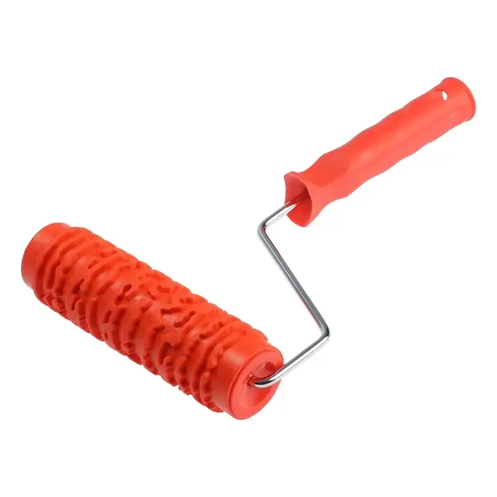 Валик декоративный ТУНДРА, резиновый, &laquo;кора сосны&raquo;, рукоятка d=6 мм, 180 мм