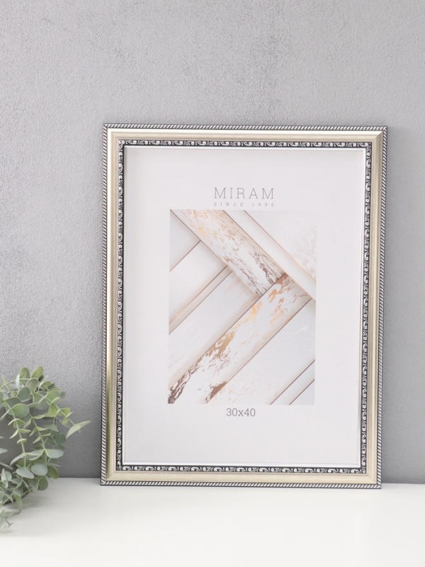 Фоторамка пластик Фоторамка пластик "МИРАМ" 30х40 см, серебряный