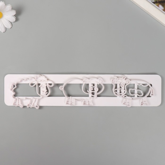 Каттер для полимерной глины  Каттер для полимерной глины "Сельские животные" 5,1х25,3х0,7 см