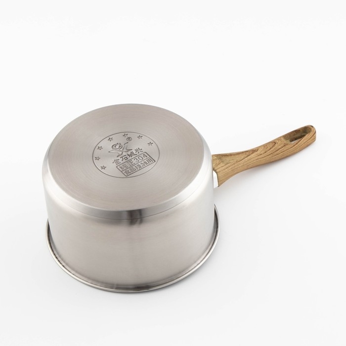 Ковш из нержавеющей стали для молока, d=17,5, с крышкой, пластиковая ручка, 304 сталь, толщина 0,5 мм, индукция Ковш из нержавеющей стали для молока, d=17,5, с крышкой, пластиковая ручка, 304 сталь, толщина 0,5 мм, индукция