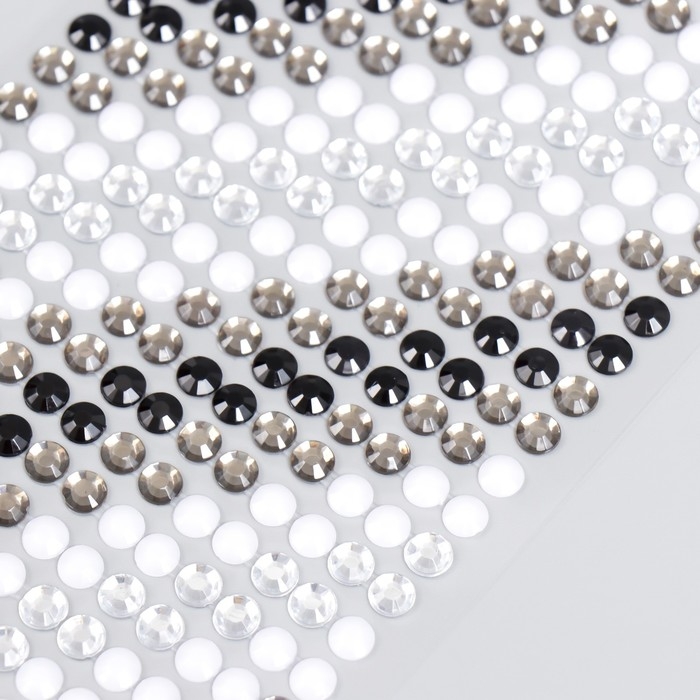 Наклейка пластик стразы "Градиент чёрно-белый" 30х10,5 см