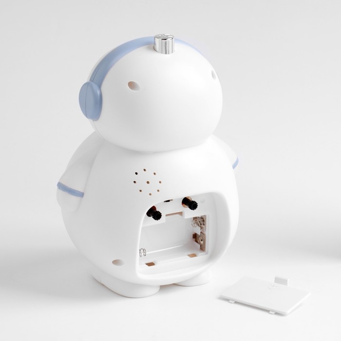 Часы - будильник настольные Часы - будильник настольные "Космонавт" детские, плавный ход, d-10 см, 15 х 18.5 см, 2АА