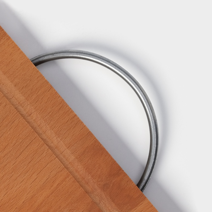 Доскa рaзделочнaя с кровостоком Adelica, метaллическaя ручкa, 35×24,5×1,8 см, бук Доскa рaзделочнaя с кровостоком Adelica, метaллическaя ручкa, 35×24,5×1,8 см, бук