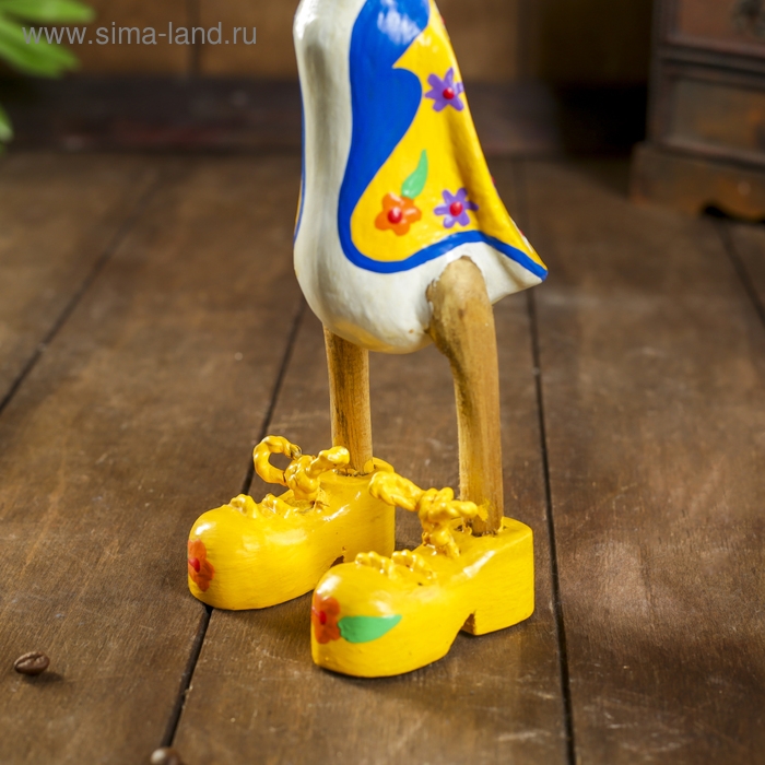 Сувенир Сувенир "Утка в желтом летнем костюме" дерево 13х9х27 см
