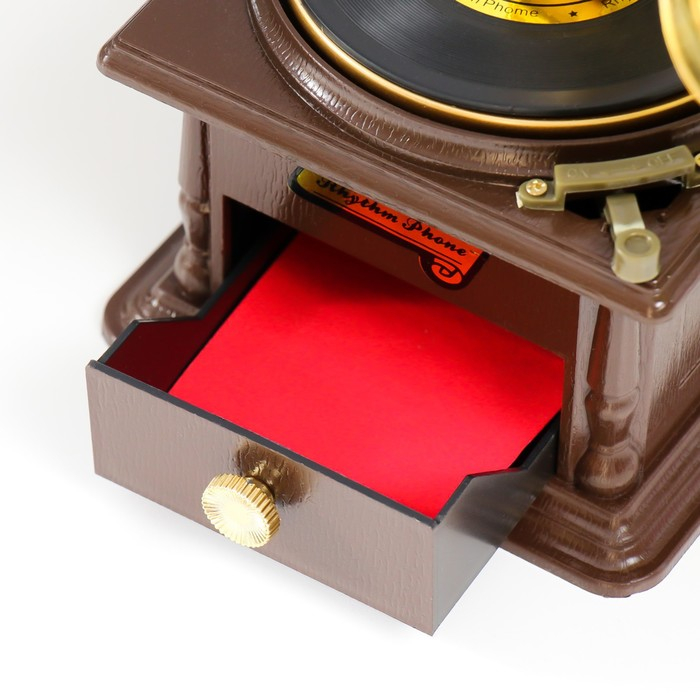 Шкатулка музык граммофон механич 15*20,5*25,5 см Шкатулка музык граммофон механич 15*20,5*25,5 см