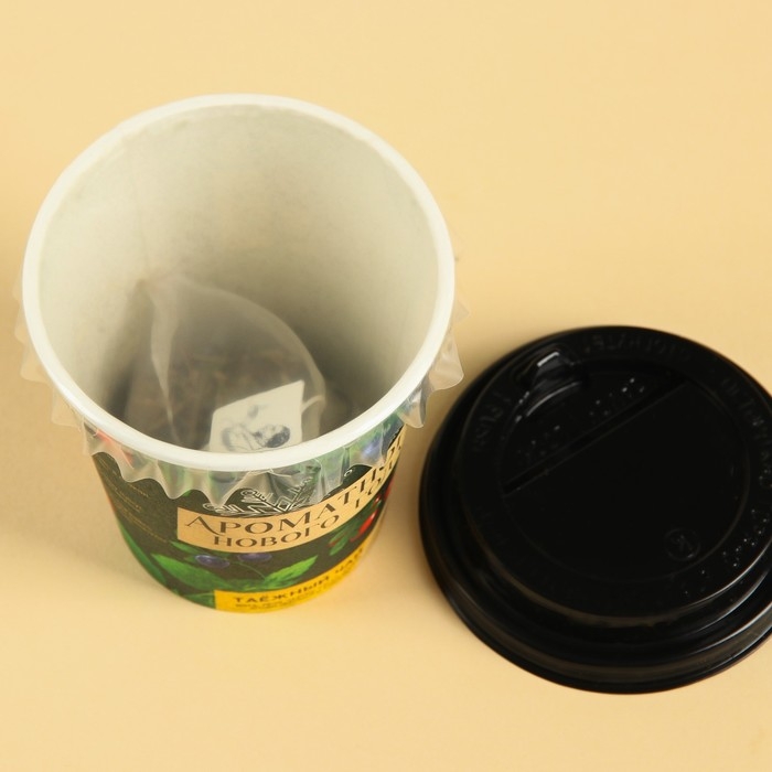 Чай в пирамидке «Ароматного Нового года», вкус: таежный чай, 3 г. Чай в пирамидке «Ароматного Нового года», вкус: таежный чай, 3 г.