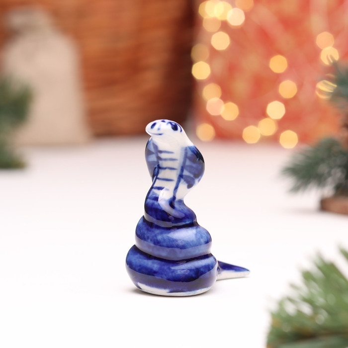 Новый год. Сувенир символ года Новый год. Сувенир символ года "Змея", №15, гжель, 5 см
