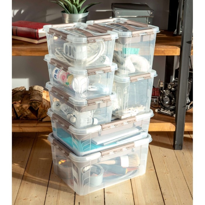 Ящик универсальный GRAND BOX, цвет голубой, с замками и вставкой-органайзером, 6,65 л Ящик универсальный GRAND BOX, цвет голубой, с замками и вставкой-органайзером, 6,65 л