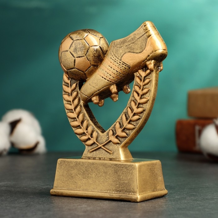 Стела  Стела "Футбол" 9х4х13см