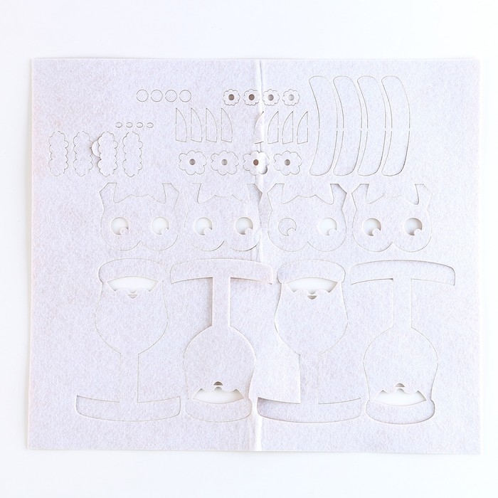 Гирлянда из фетра своими руками на новый год «Дед мороз и друзья», набор для творчества Гирлянда из фетра своими руками на новый год «Дед мороз и друзья», набор для творчества