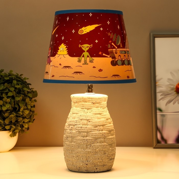 Настольная лампа  Настольная лампа "Космос" Е14 15Вт 20х20х33,5 см RISALUX