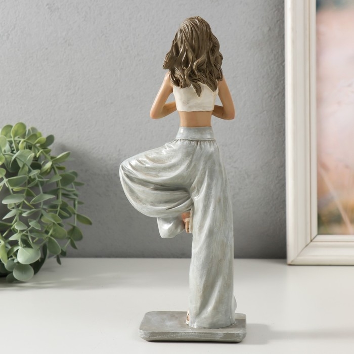 Сувенир полистоун  Сувенир полистоун "Девушка - поза дерева" 11х6,5х25,5 см