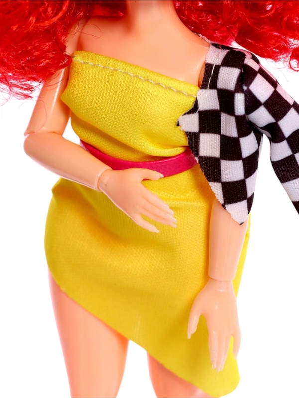 Кукла «Кудряшка Рина», шарниры в руках, красный