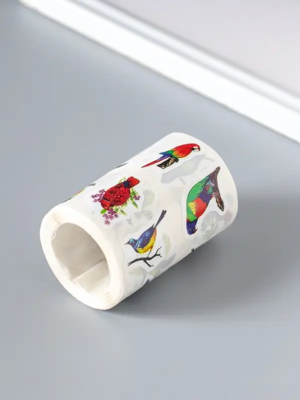 Наклейки бумага &laquo;Экзотические птицы&raquo;, d=2.5 см 500 шт. в рулоне 3&times;6.5&times;6.5 см
