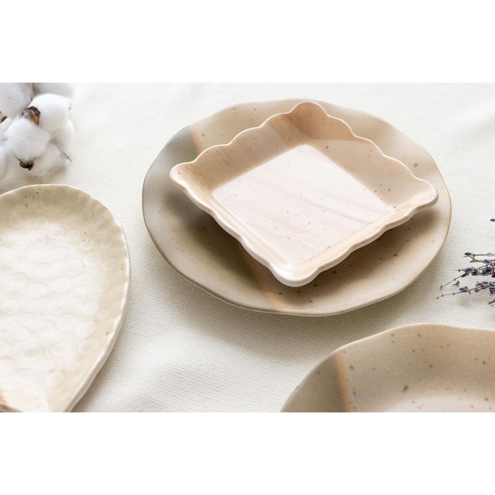 Тарелка керамическая «Самоцвет», 21.5 см, цвет бежевый Тарелка керамическая «Самоцвет», 21.5 см, цвет бежевый