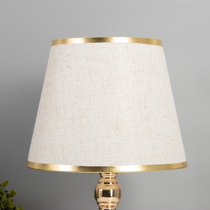 Лампа настольная Лампа настольная "Мастер" 1х40Вт Е27+подсветка LED 5Вт золото 25х25х42см