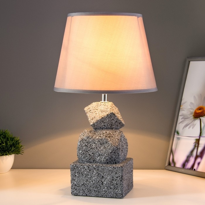 Настольная лампа Настольная лампа "Баланс" Е14 40Вт серый 22х22х40 см RISALUX