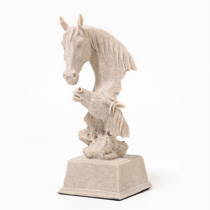 Статуэтка полистоун «Любовь» 10 х 12 х 26 см Статуэтка полистоун «Любовь» 10 х 12 х 26 см