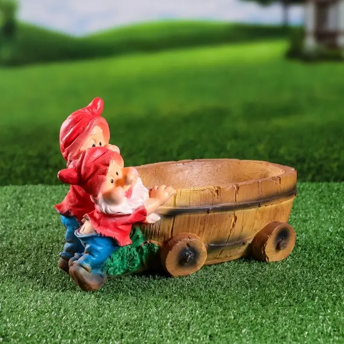 Садовая фигура из гипса «Два гнома с телегой», 19.5×32×17.5 см Садовая фигура из гипса «Два гнома с телегой», 19.5×32×17.5 см