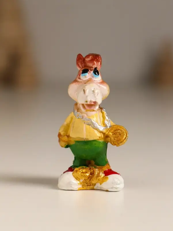 Сувенир полистоун Сувенир полистоун "Конь в спортивном костюме" МИКС 3,3х2,3х5 см